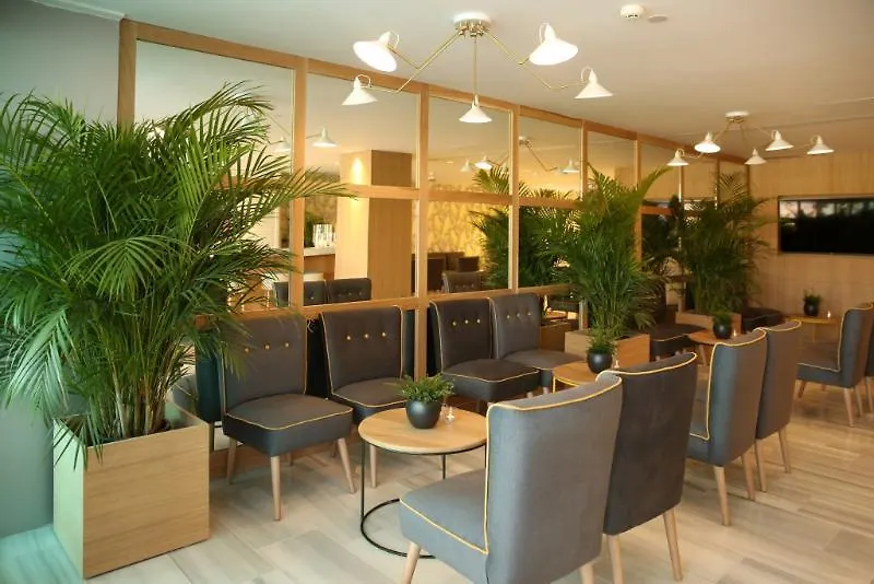 Santa Monica Suites Hotel 플라야 델 잉글스 4*,  스페인